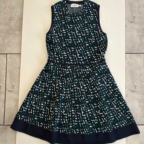 Eliza J Textured Fit & Flare Sleeveless Dress - SIZE LARGE - Picture 1 of 7